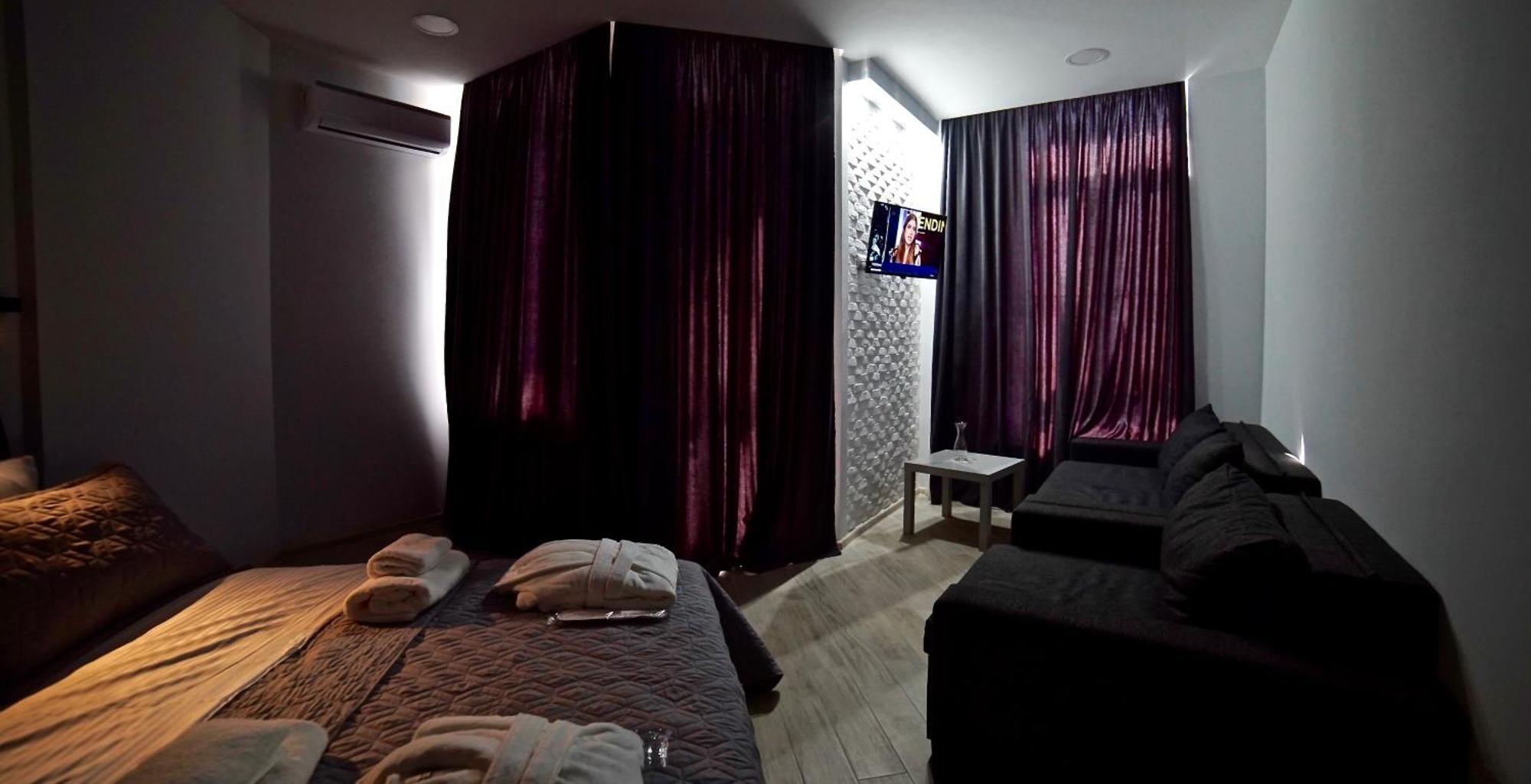 Queen Tamara Apartment Batumi Exteriör bild